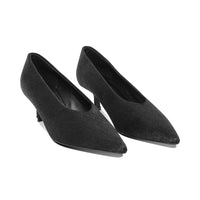 Dais Black Pony F26