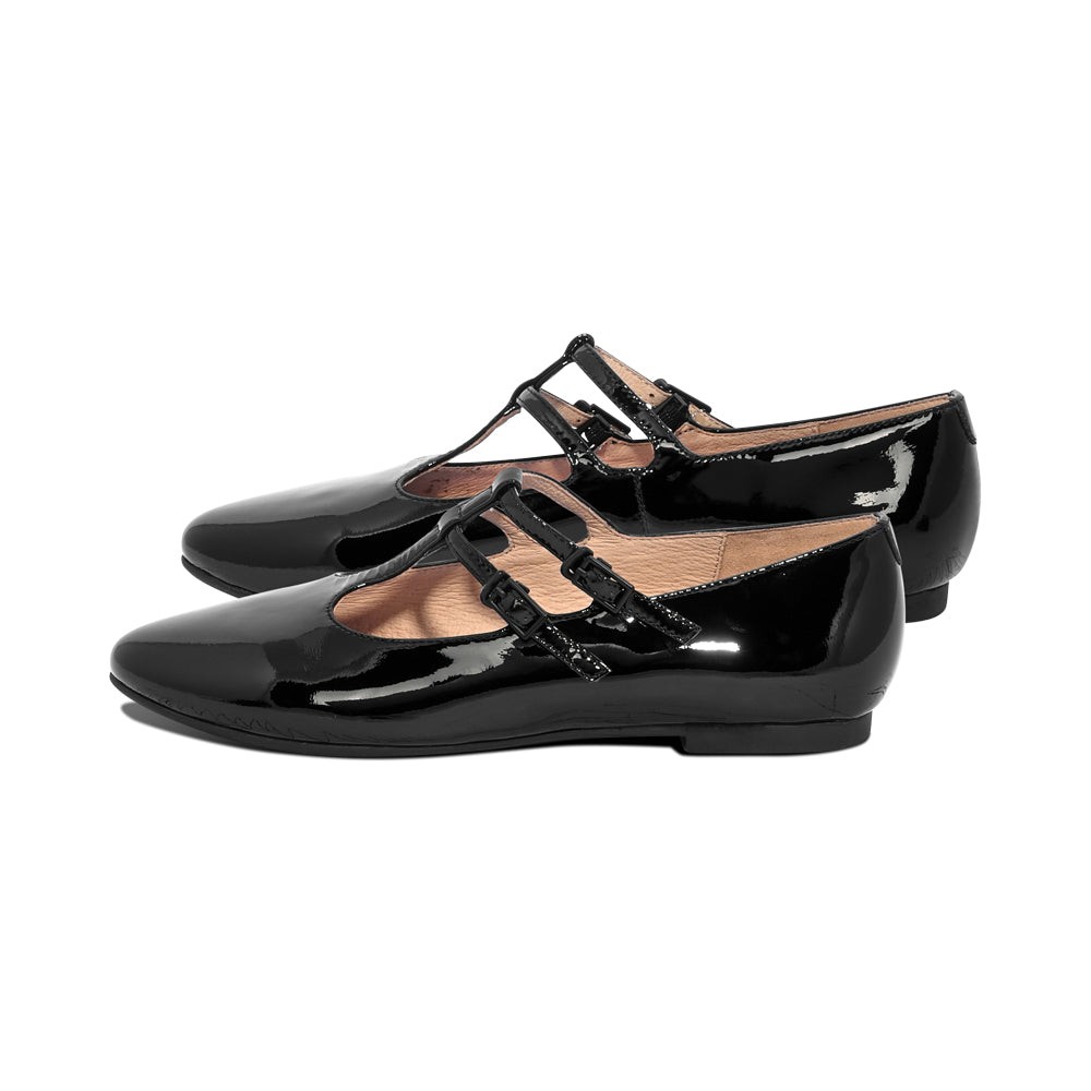Duter Black Patent F26