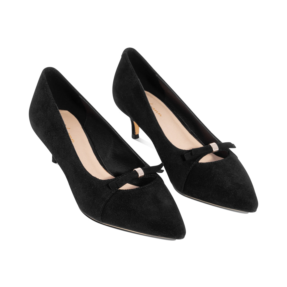 Erica Black Suede F26