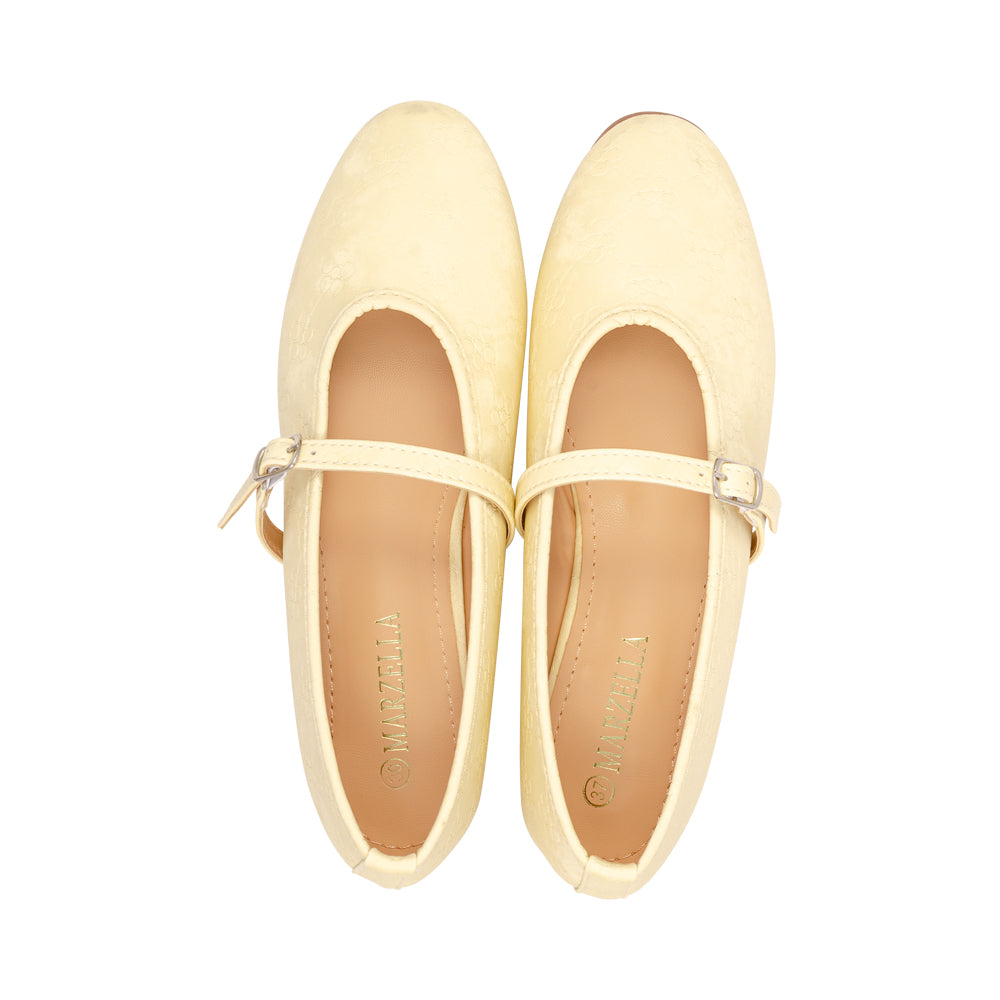 Evara Lemon Embossed Flowers S26