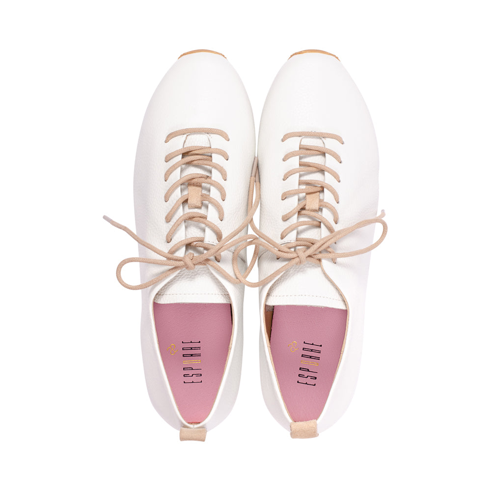 Fanny White Granulated Leather S26