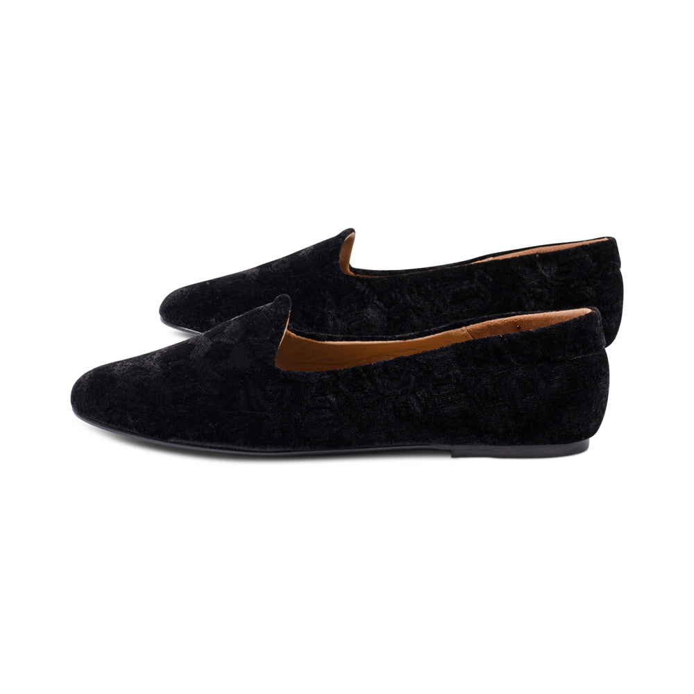 Frances Black Fantasy Velvet F24