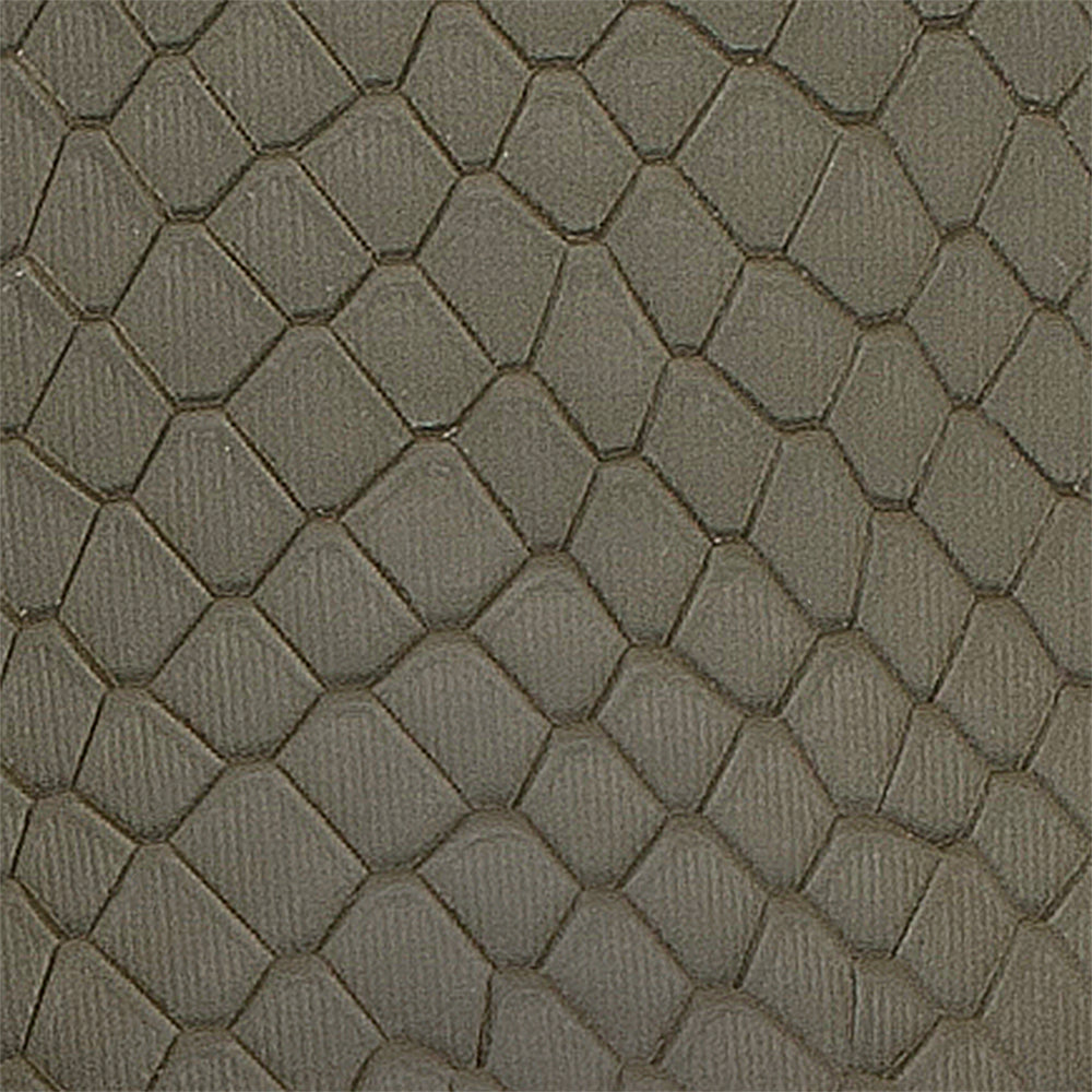 Fray Olive Scale Print F26