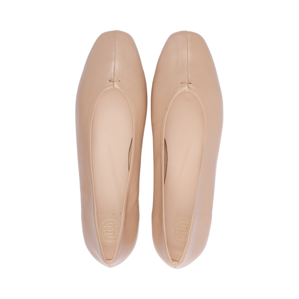 Gamer Nude Leather S26