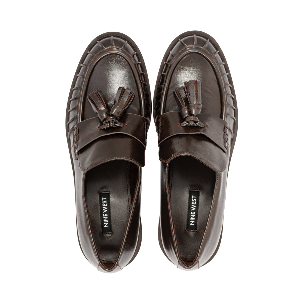 Gillaine Brown Crinkle Patent F26