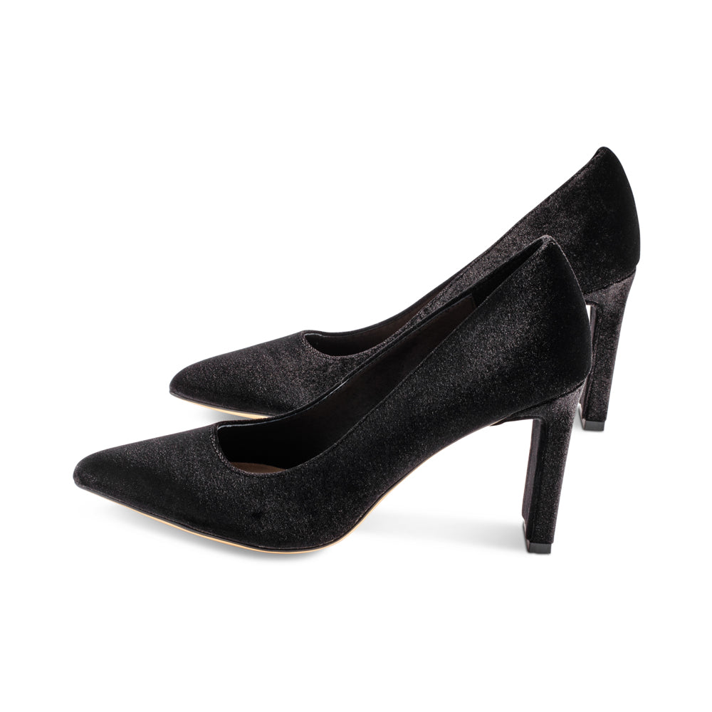 Greatest Black Velvet F23