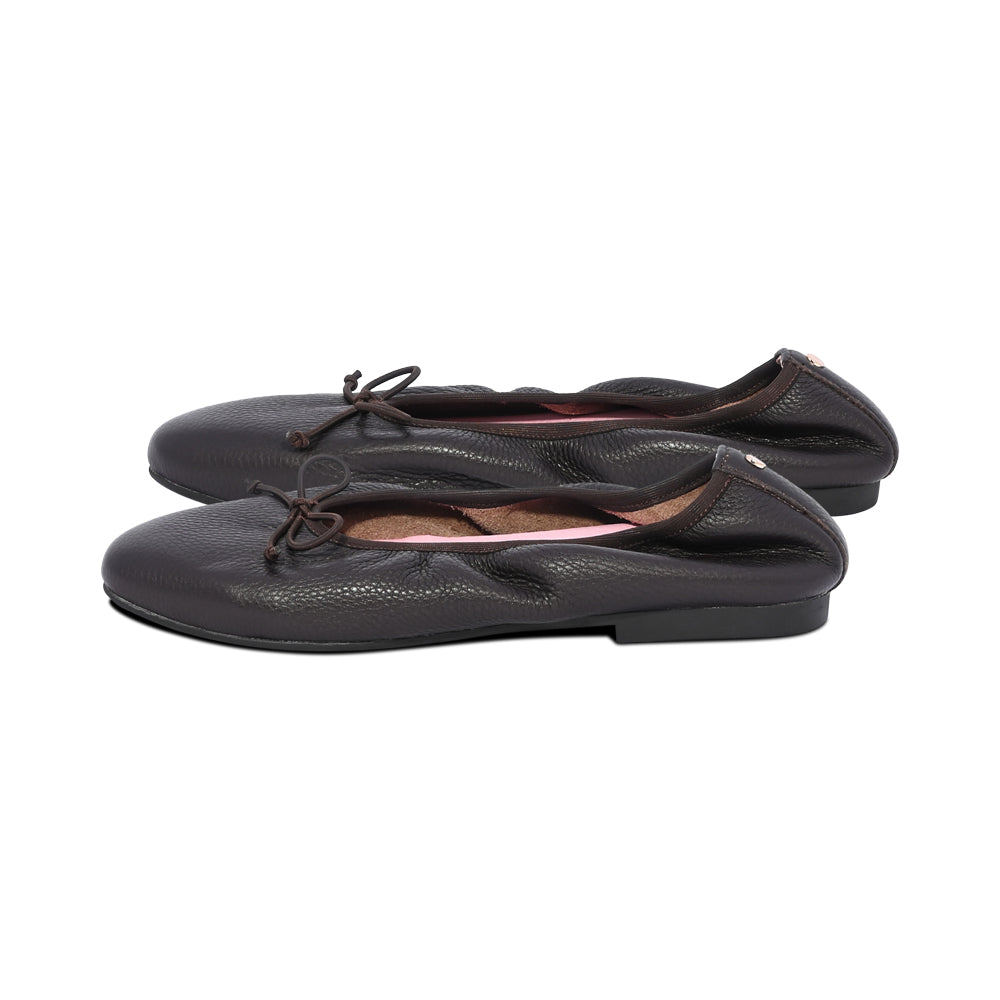 Hilda Chocolate Grainy Leather F26