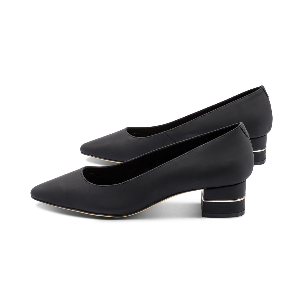 Hilly Black Gum Leather S25
