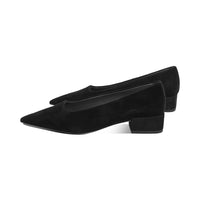 Kaia Black Suede F26