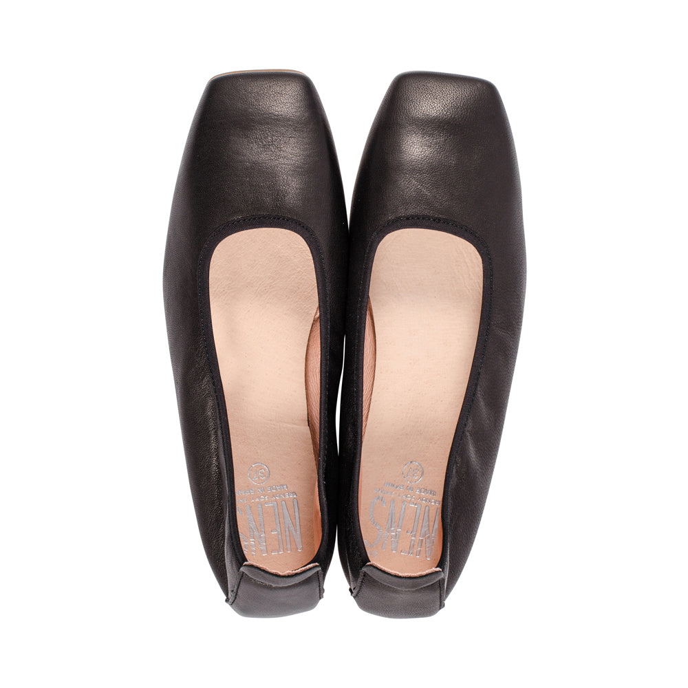 Kaiser Black Leather S24
