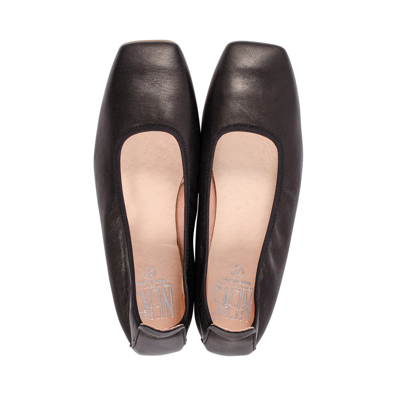 Kaiser Black Leather S24