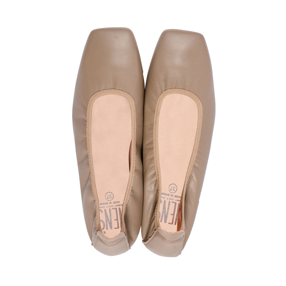 Kaiser Taupe Leather S24