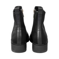 Kiki Black Leather F25