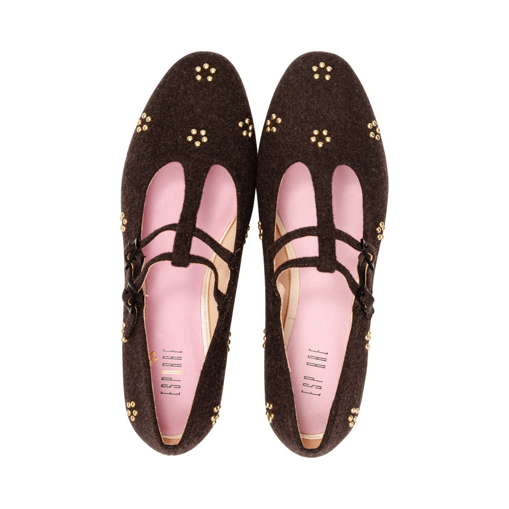 Kittystuds Chocolate Wool F26
