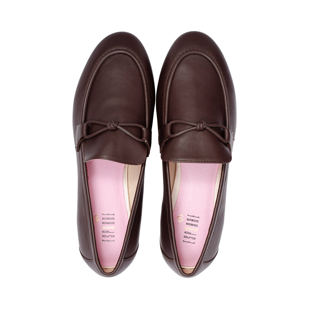 Knotty Chocolate Leather F26