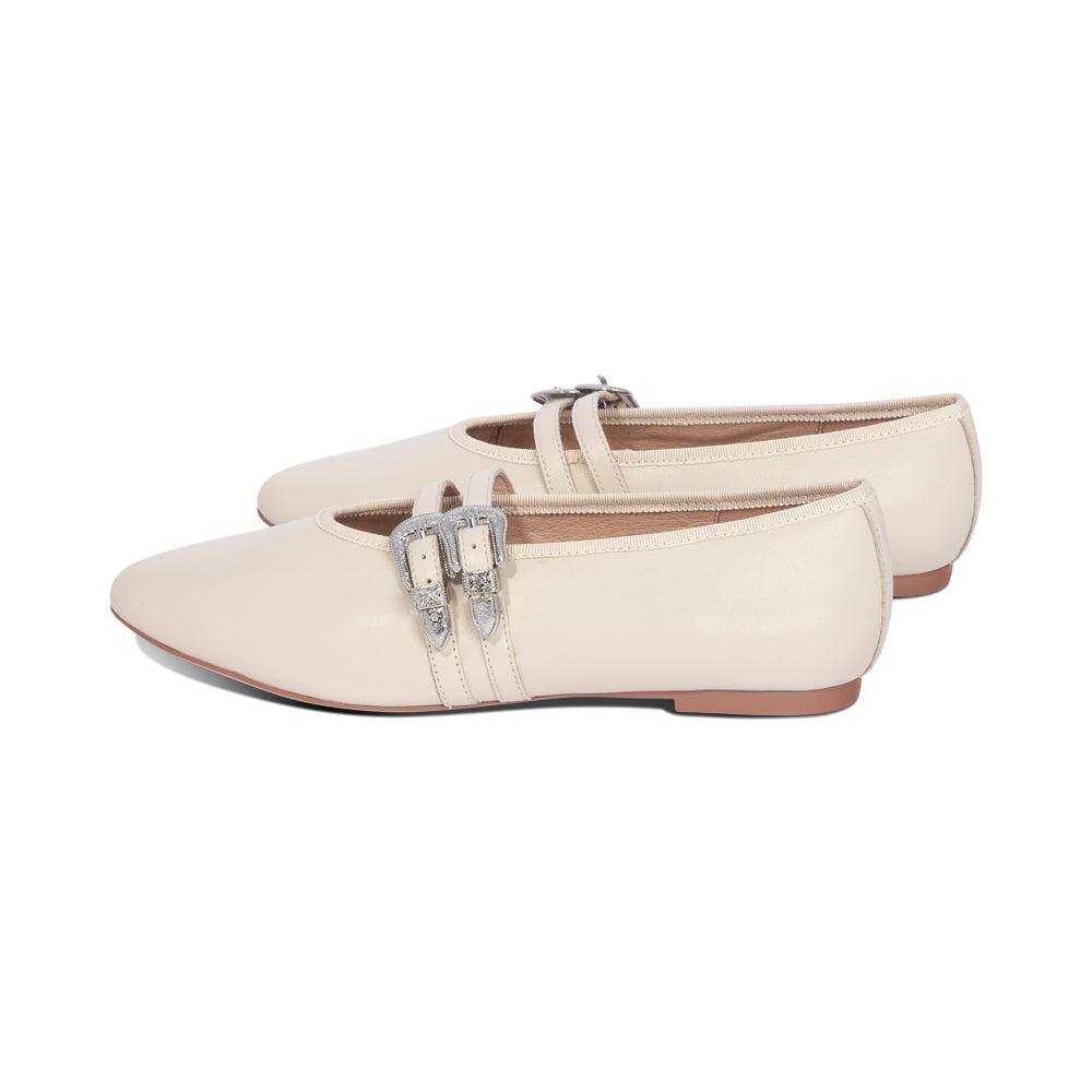 Laura Ivory Leather S26