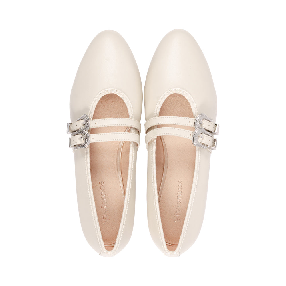 Laura Ivory Leather S26