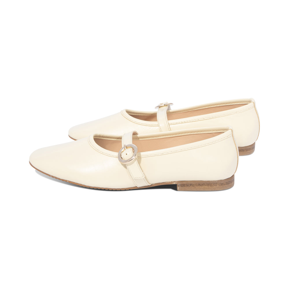 Lulu Cream Leather S26