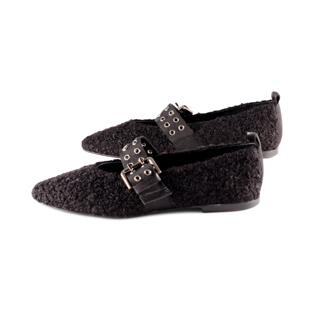 Mabel Black Sherpa F23