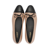 Madeleine Taupe/Black Leather S26