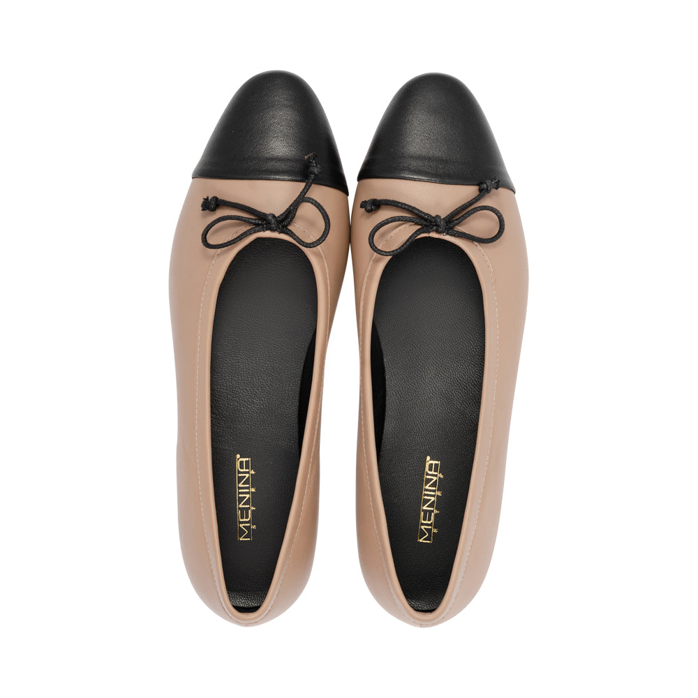 Madeleine Taupe/Black Leather S26