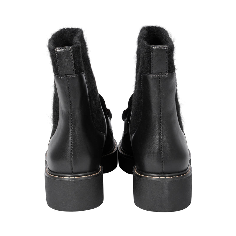 Marley Black Leather F25