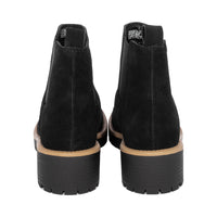 Moira Black F26