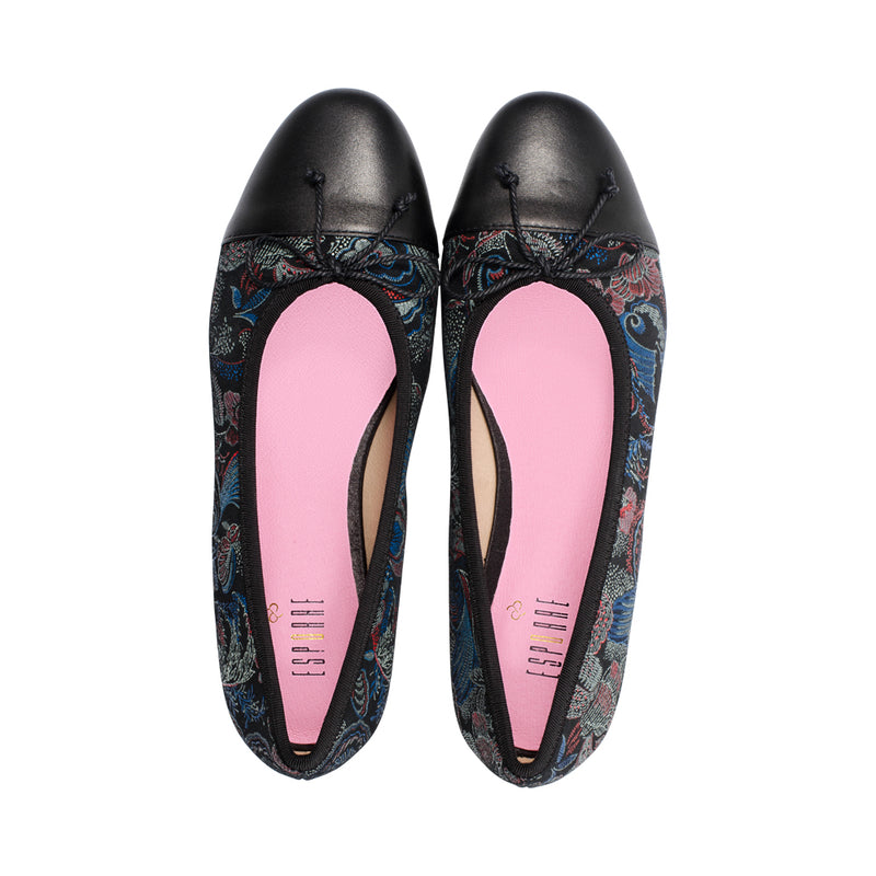 Necca Black Multi Paisley Leather F25