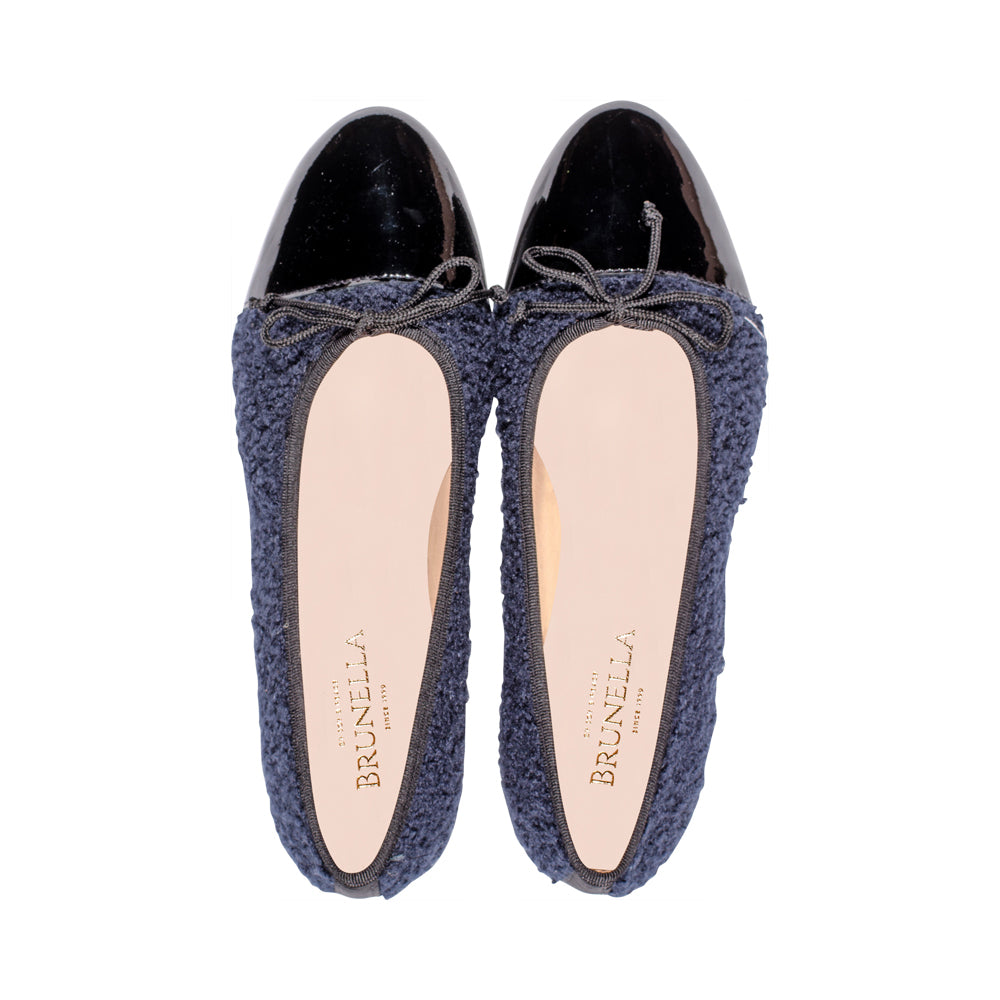Pearl Navy Fur / Black Patent F23