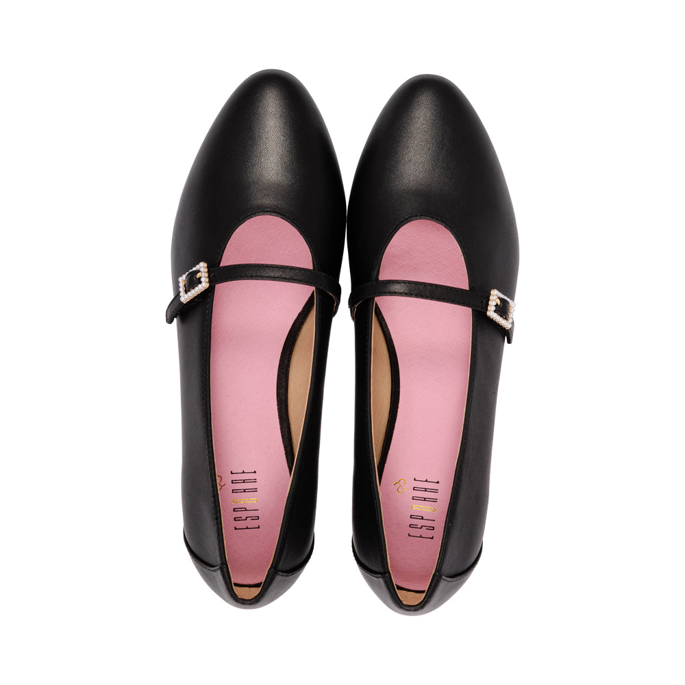 Pearlzick Black Leather F26