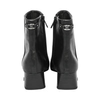 Peggy Black Leather F26