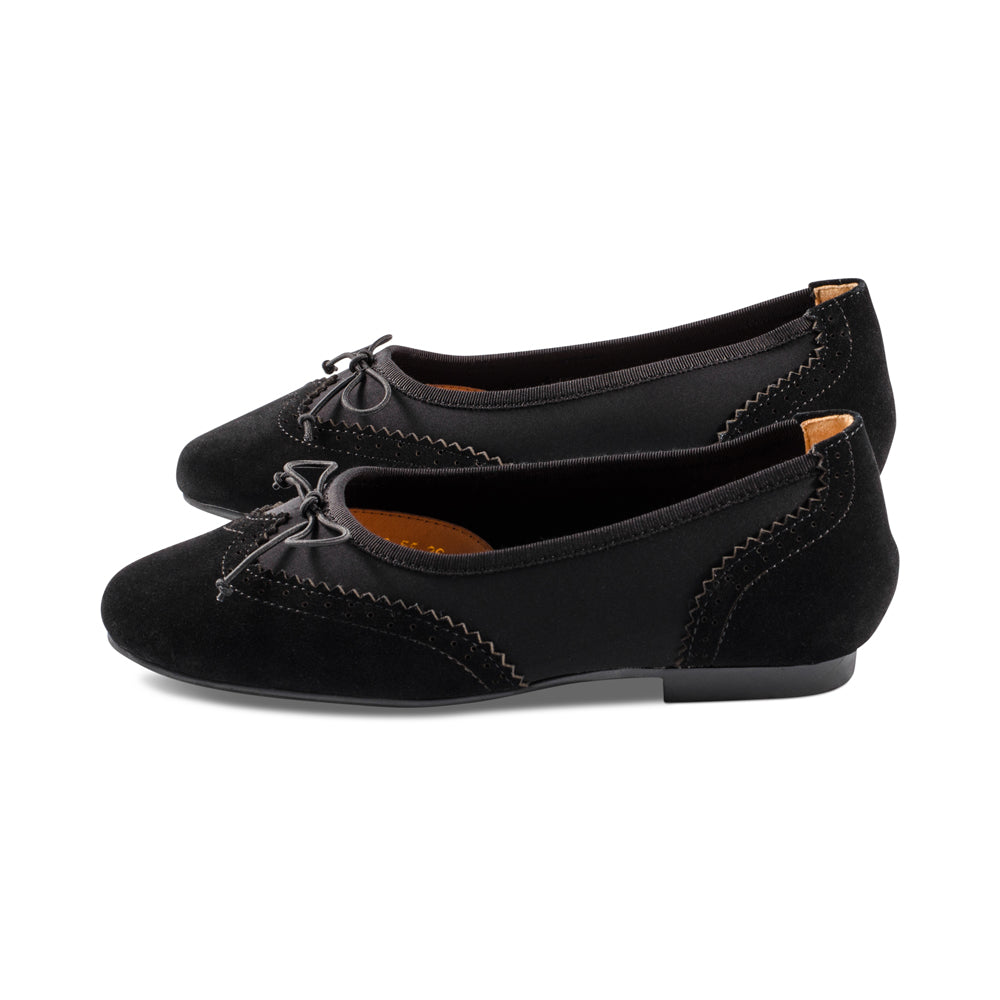 Peony Black Suede F23
