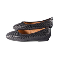 Petal Black Woven Leather F23