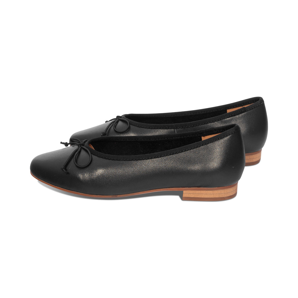 Polina Black Leather S26