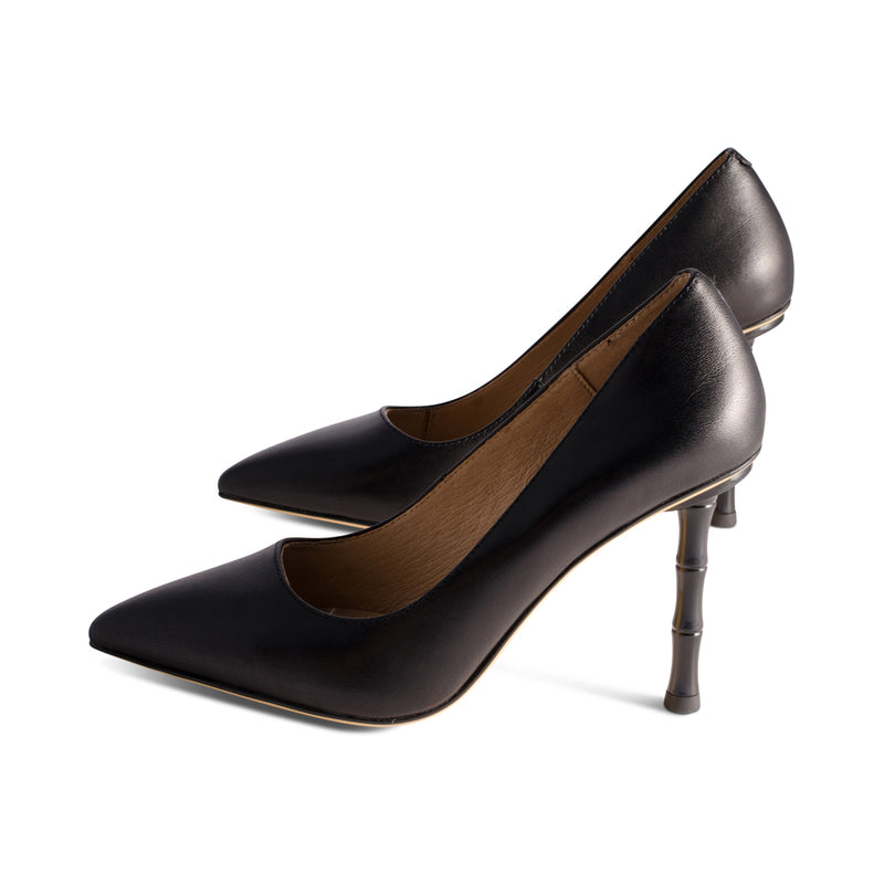 Prayg Black Leather S23
