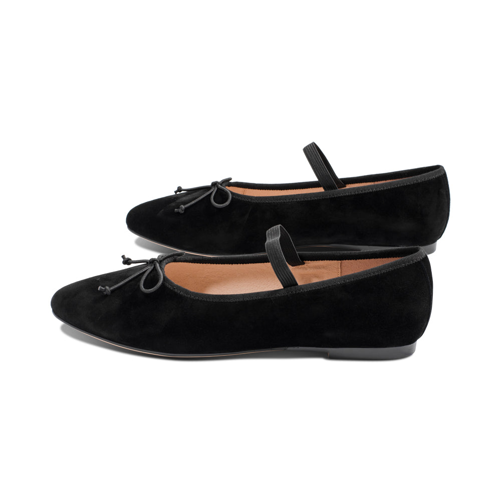 Regala Black Suede F25