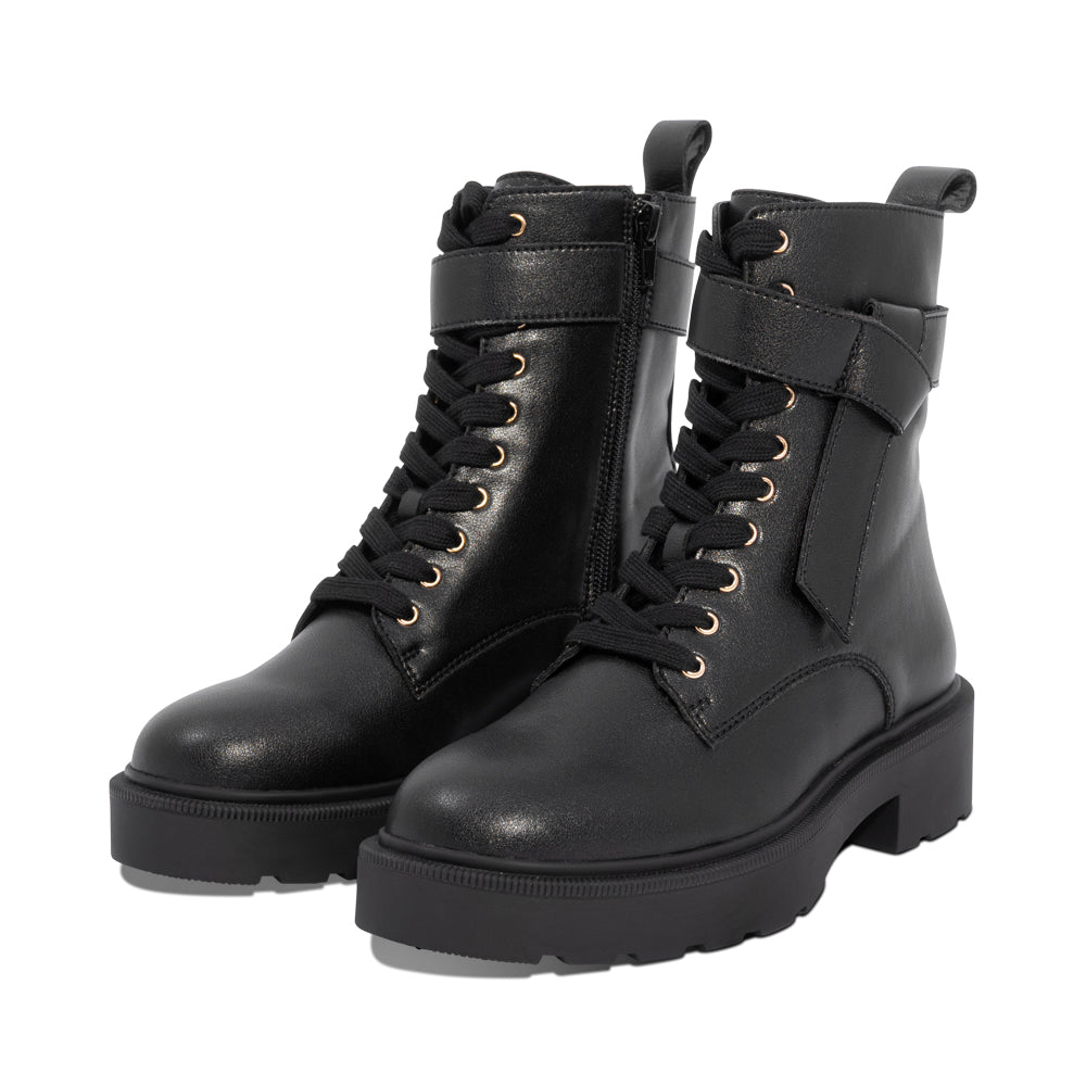 Sabinna Black Leather F26