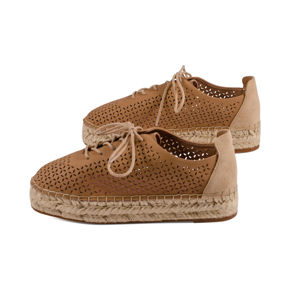 Sally Toffee Gum Leather S24
