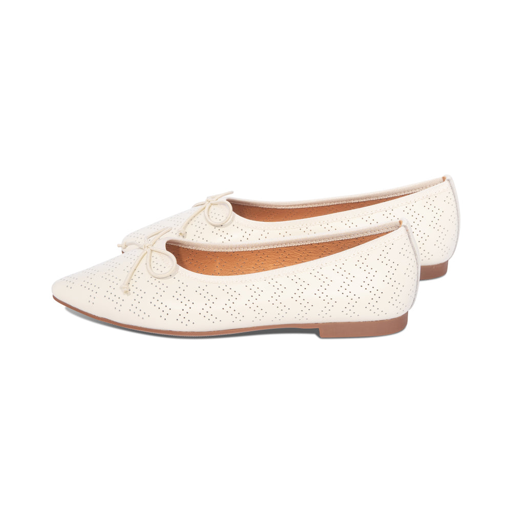 Sara Ivory Perforated Leather S26