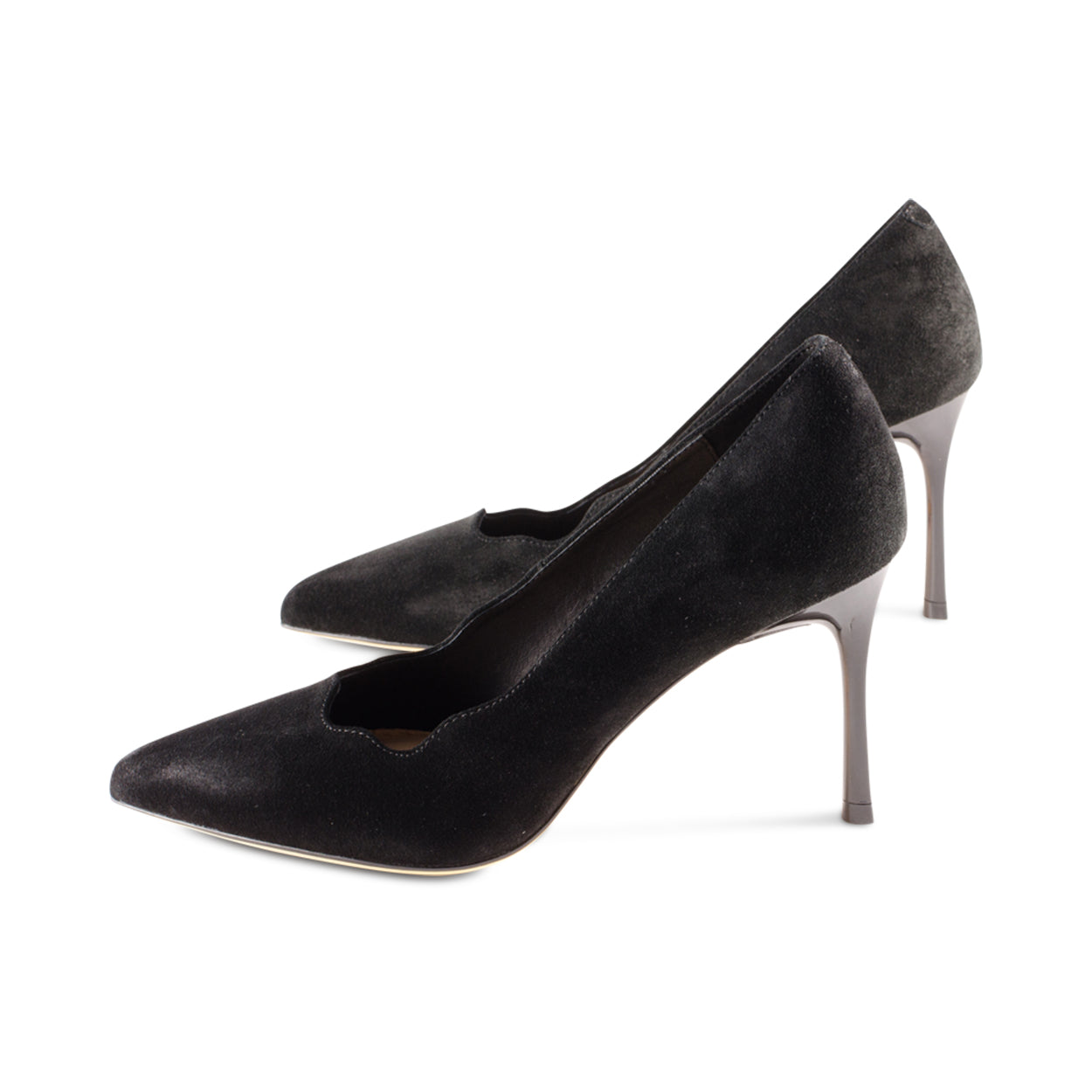Scallop Black Suede F23