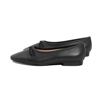 Serene Black Pebble Leather F26