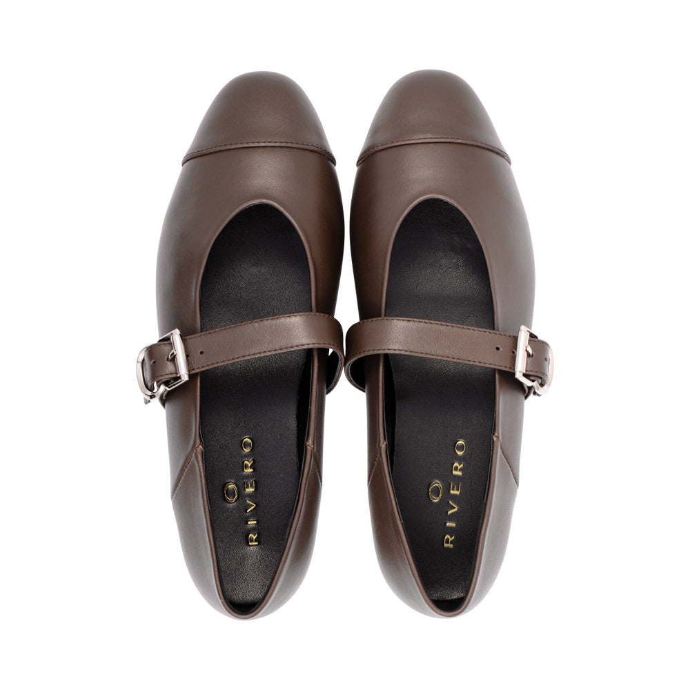 Solvan Chocolate Leather F26