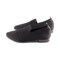 Ultimate Black Knit F23