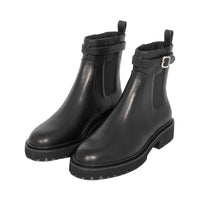 Vee Black Leather F26