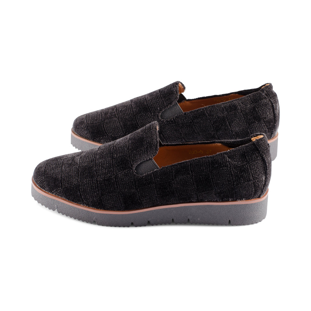 Violet Black Velvet Boxes F23