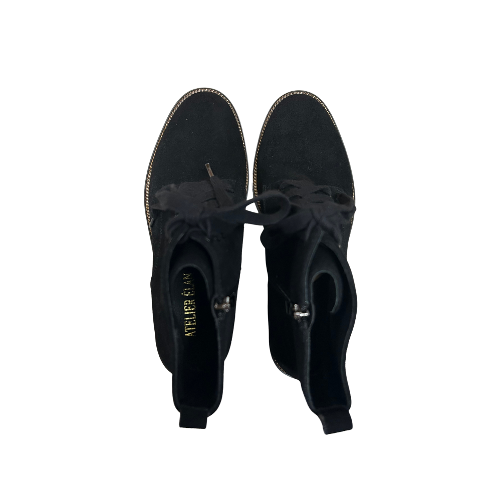 Beau Black Suede F25