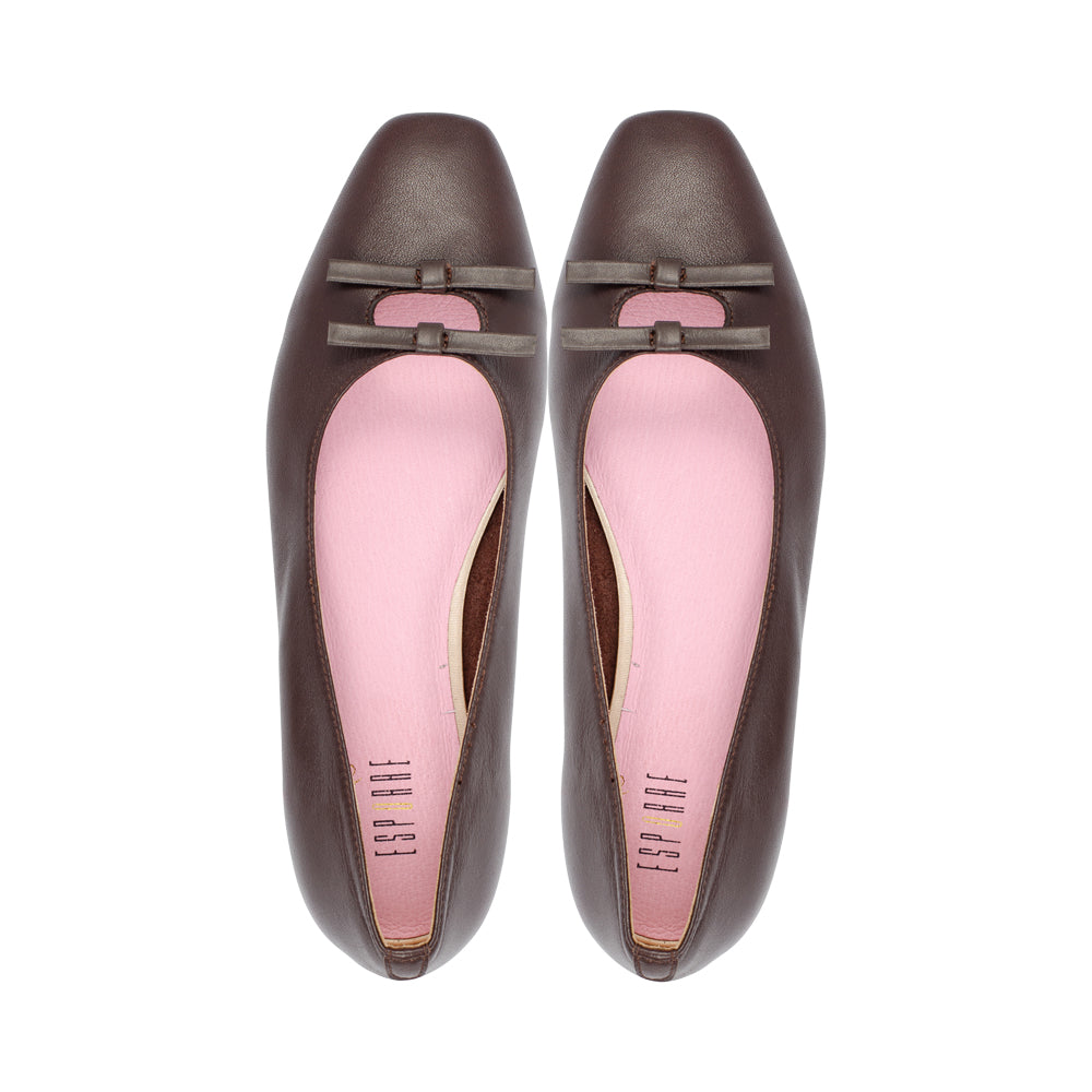 Doubleup Chocolate Leather F26