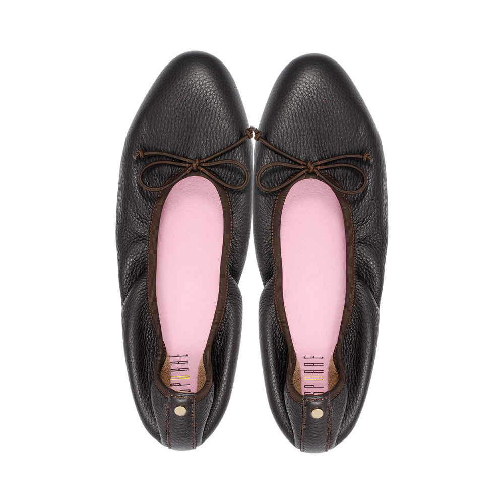 Hilda Chocolate Grainy Leather F26
