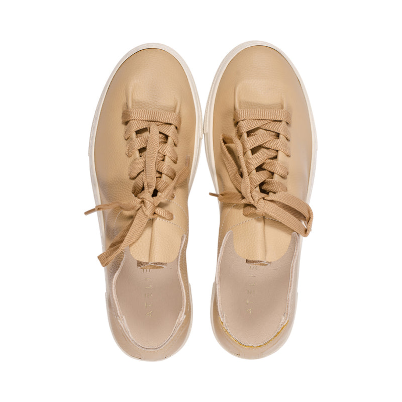 Vince Camel Leather S25