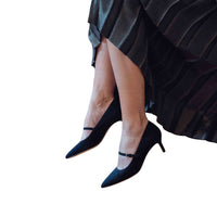 Wallice Black Suede F25